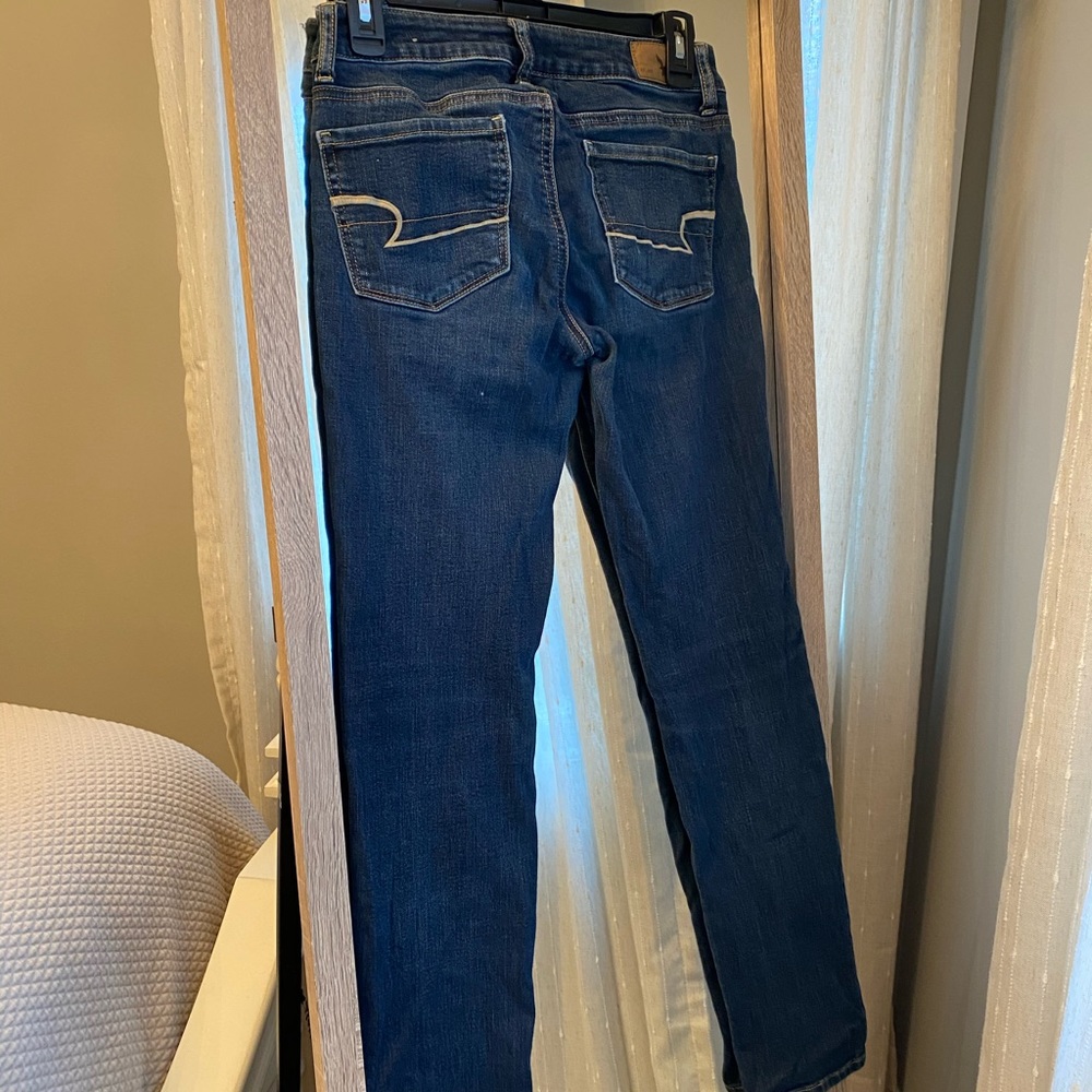Mid Rise Jeans - Picture 2 of 3
